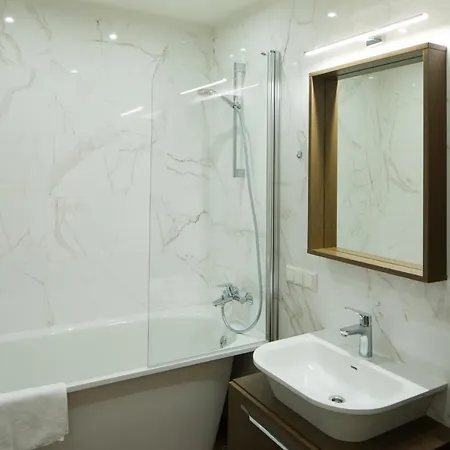 Apartament Rezidence Pernavas 41 *